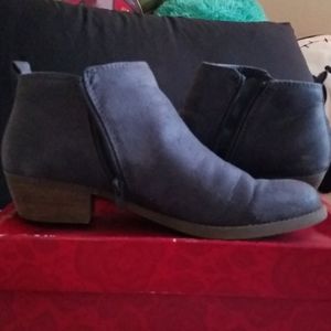 Ankle booties size 9.5
